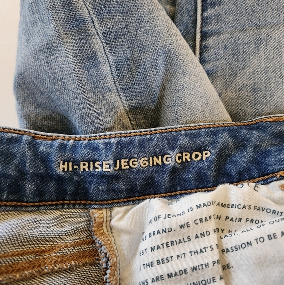 American Eagle Jeans Jegging Crop Super Stretch Low Rise Light Wash Size 2 Long - Picture 5 of 11